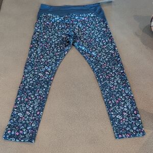 OshKosh B'gosh Navy Floral Leggings